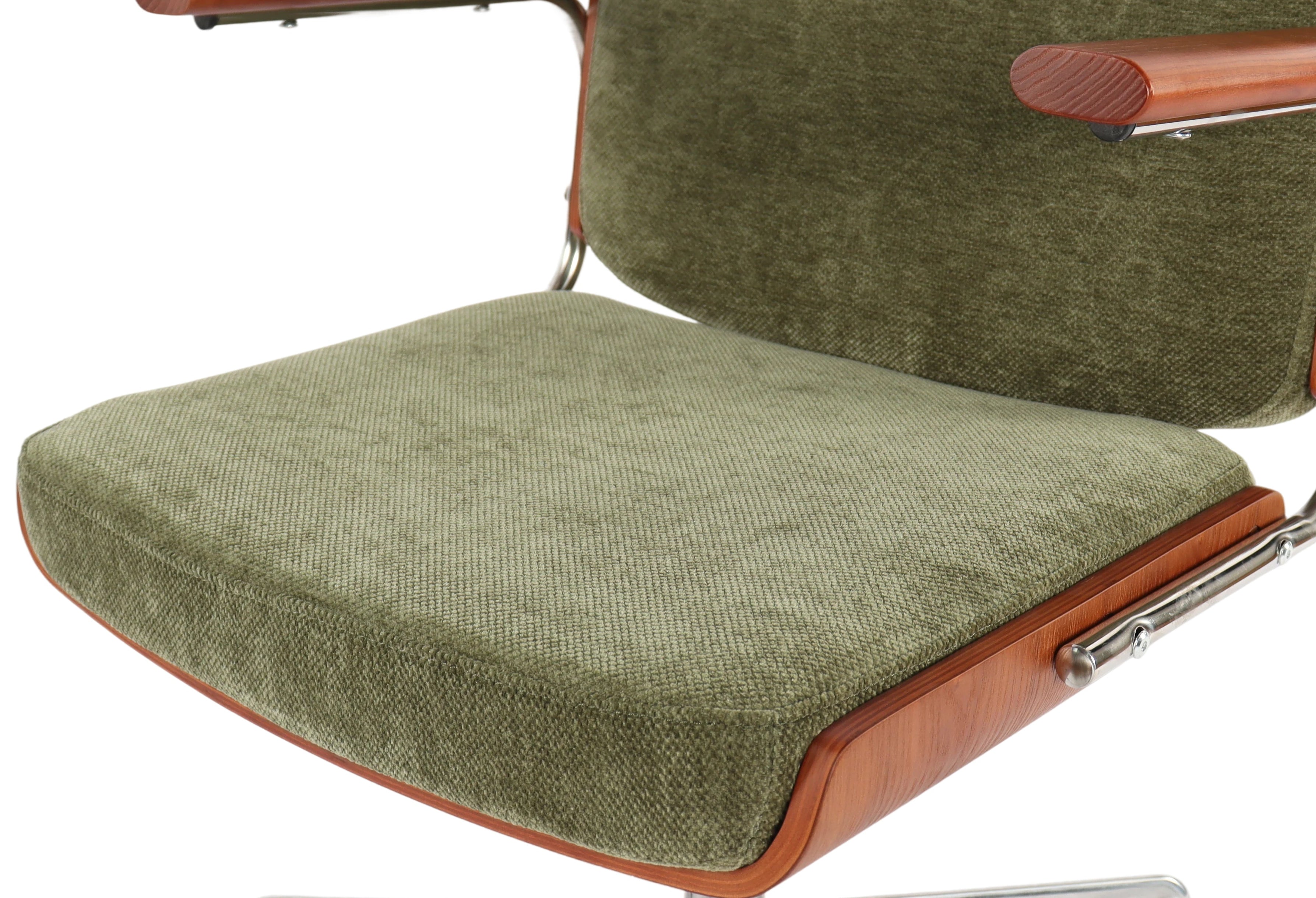 Ergonomic linen office armchair, ultra-comfortable seating